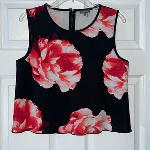 Vince Camuto floral blouse size medium